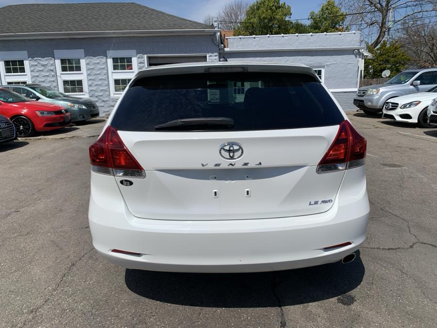 2013 Toyota Venza LE photo