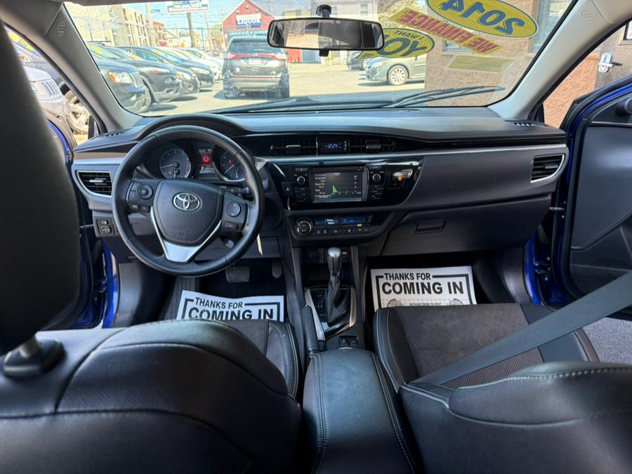 2014 Toyota Corolla L photo