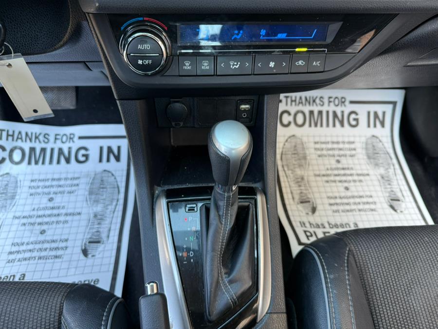 2014 Toyota Corolla L photo