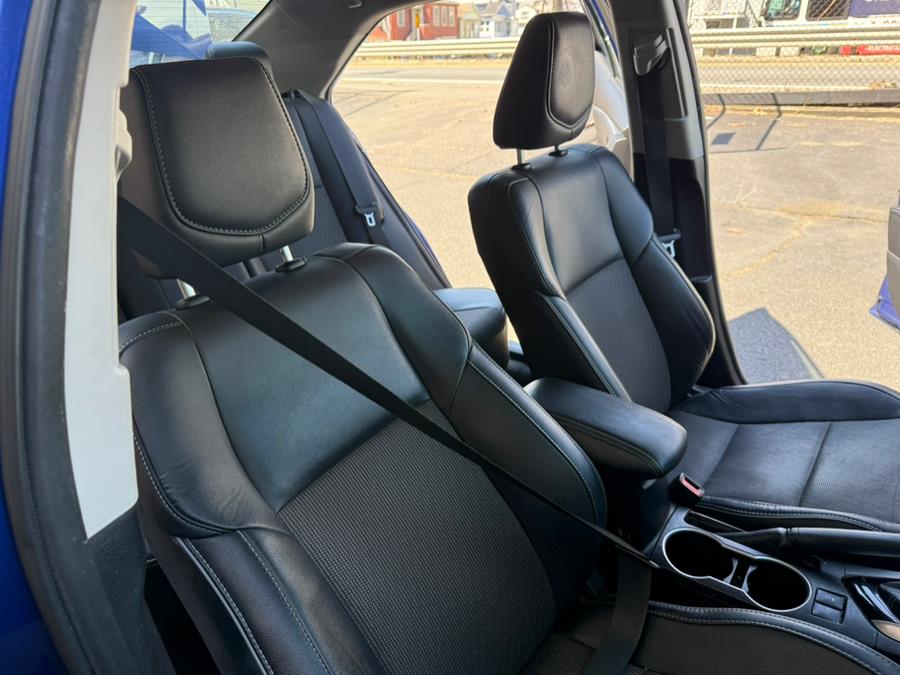2014 Toyota Corolla L photo