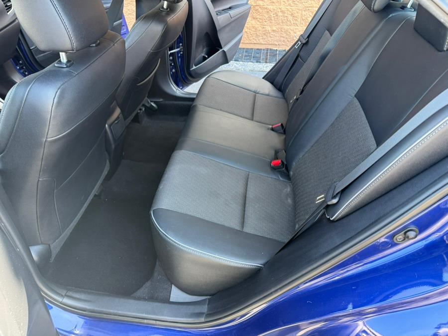 2014 Toyota Corolla L photo