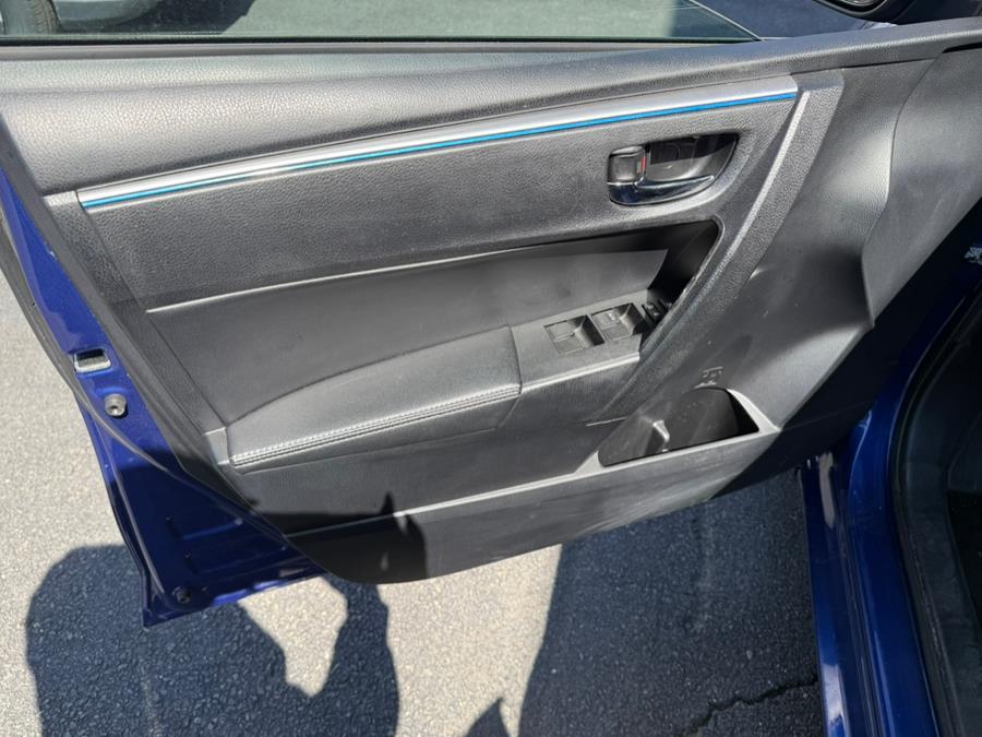 2014 Toyota Corolla L photo