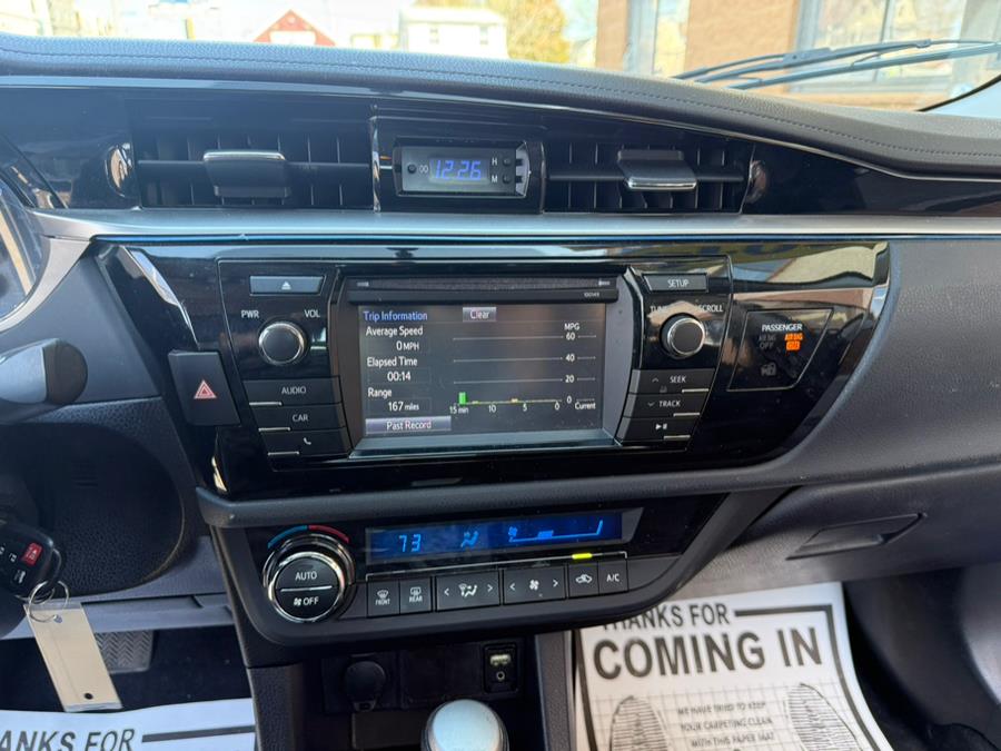 2014 Toyota Corolla L photo