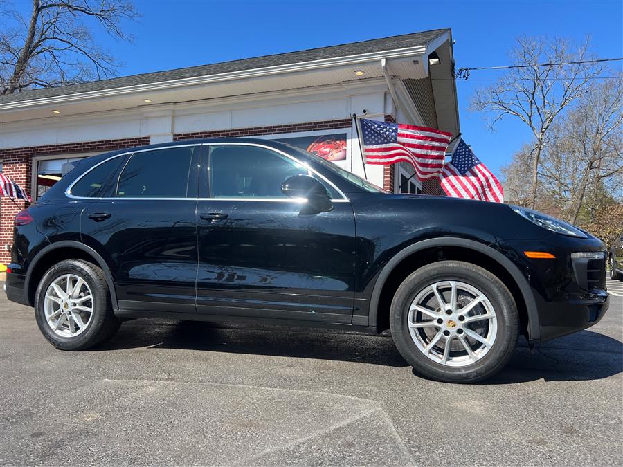 2016 Porsche Cayenne AWD 4dr photo
