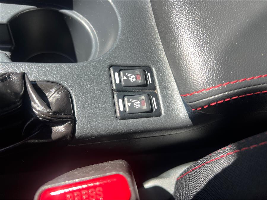 2016 Subaru WRX 4dr Sdn Man Premium photo