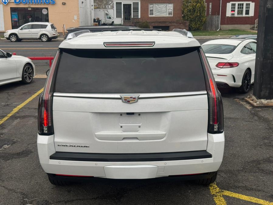 2019 Cadillac Escalade 4WD 4dr Luxury photo