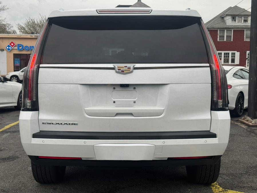 2019 Cadillac Escalade 4WD 4dr Luxury photo