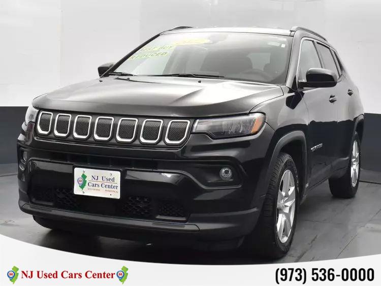 2022 Jeep Compass Latitude Sport Utility 4D photo