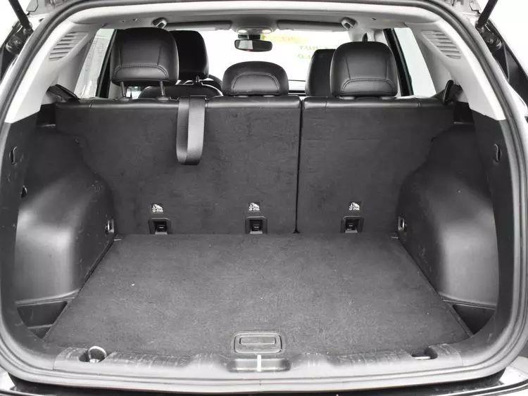 2022 Jeep Compass Latitude Sport Utility 4D photo