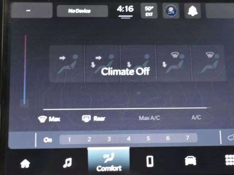 2022 Jeep Compass Latitude Sport Utility 4D photo