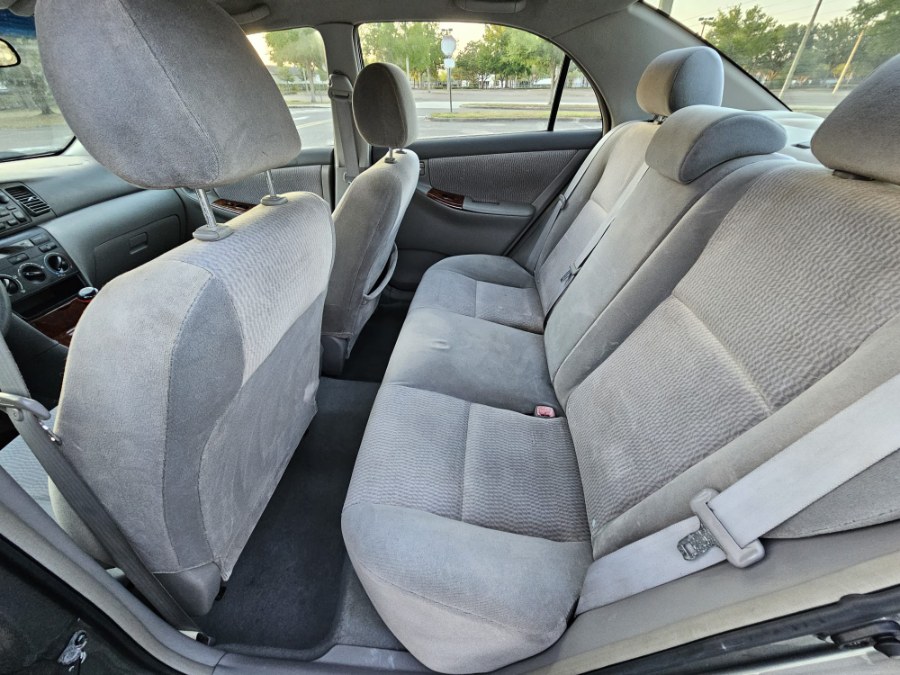 2006 Toyota Corolla CE photo
