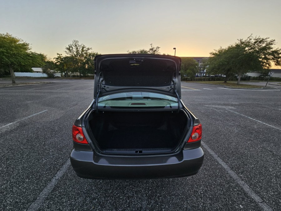 2006 Toyota Corolla CE photo