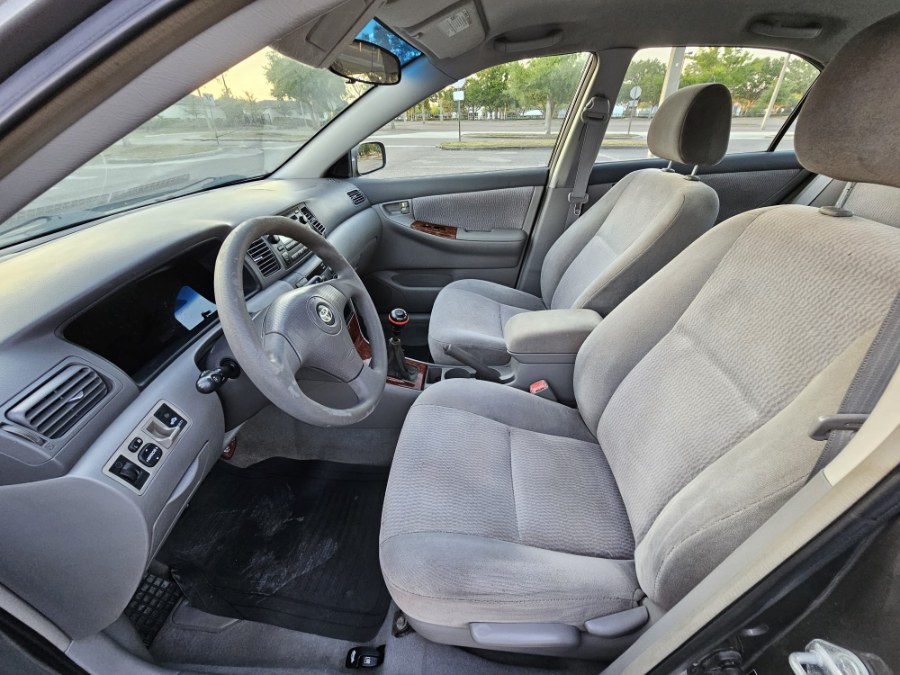 2006 Toyota Corolla CE photo