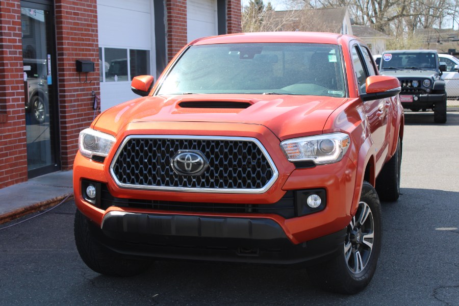 2018 Toyota Tacoma TRD Sport Double Cab 6'' Bed V photo