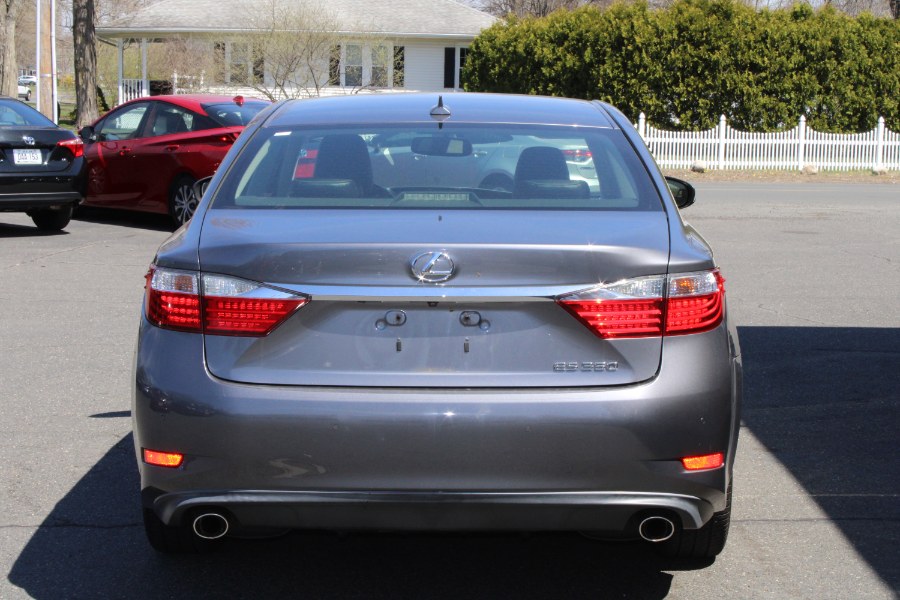 2013 Lexus ES 350 photo