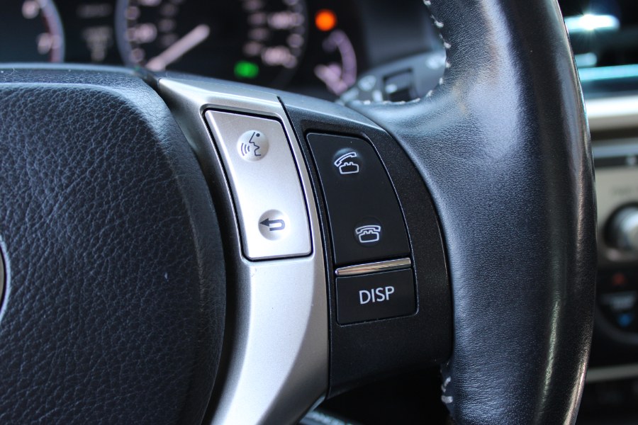 2013 Lexus ES 350 photo