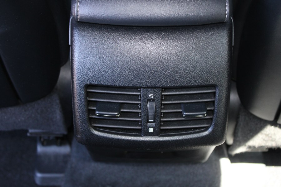 2013 Lexus ES 350 photo