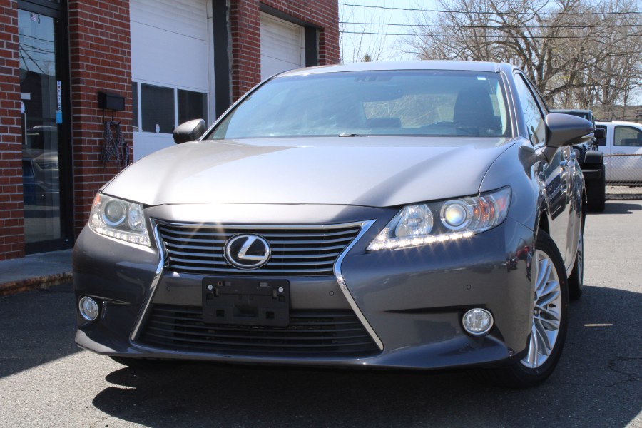 2013 Lexus ES 350 photo