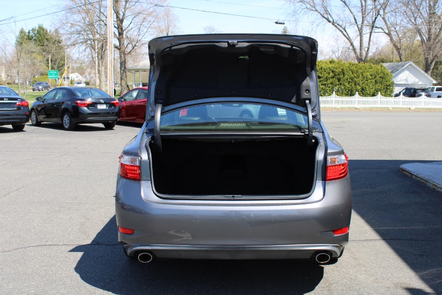 2013 Lexus ES 350 photo