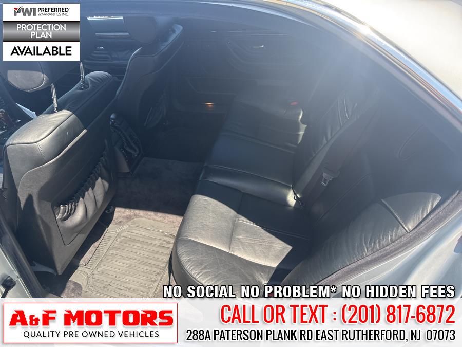 1995 BMW 7-Series 740iL photo
