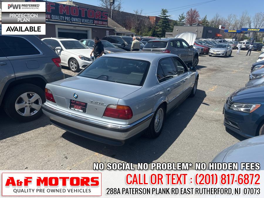 1995 BMW 7-Series 740iL photo