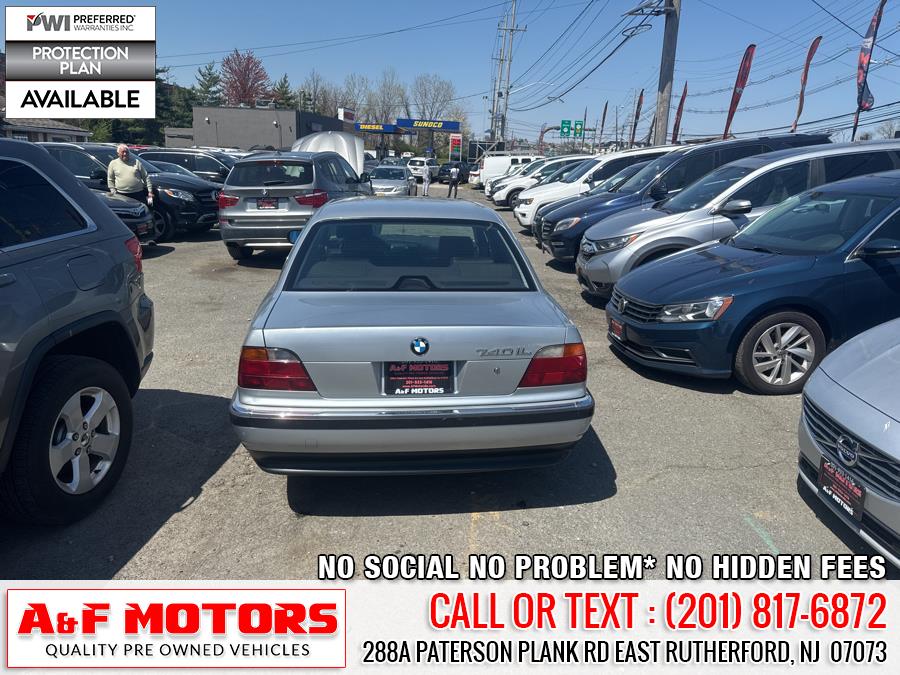 1995 BMW 7-Series 740iL photo