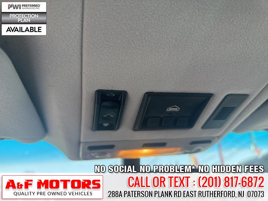 1995 BMW 7-Series 740iL photo
