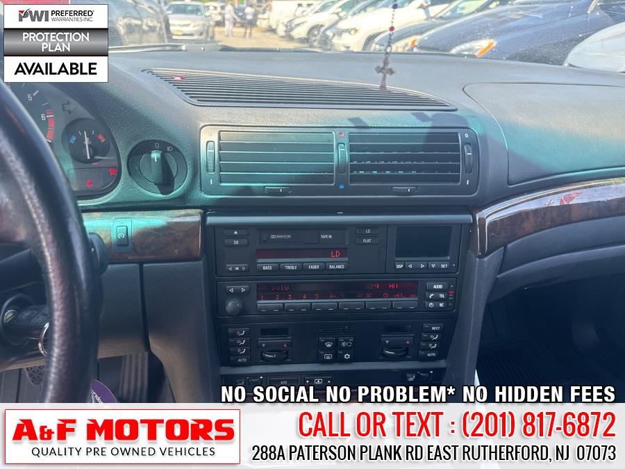 1995 BMW 7-Series 740iL photo