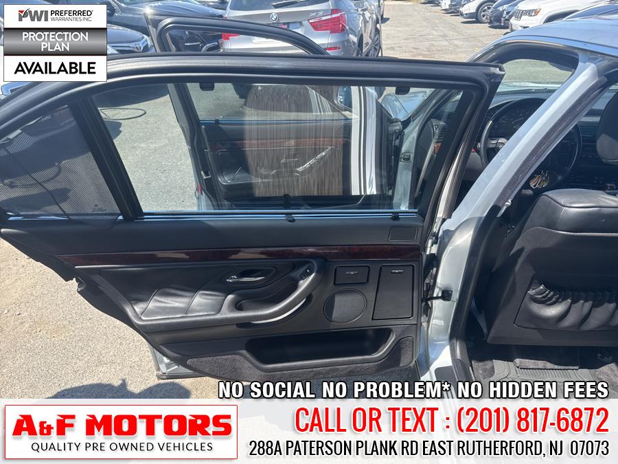 1995 BMW 7-Series 740iL photo