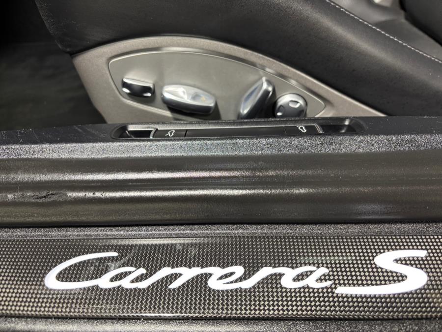 2017 Porsche 911 Carrera S Coupe photo