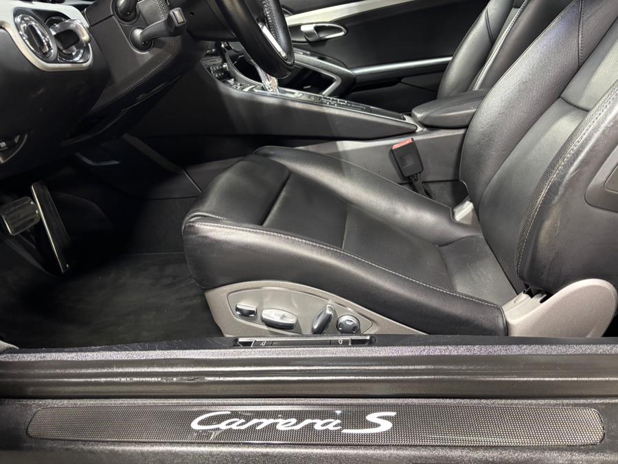 2017 Porsche 911 Carrera S Coupe photo