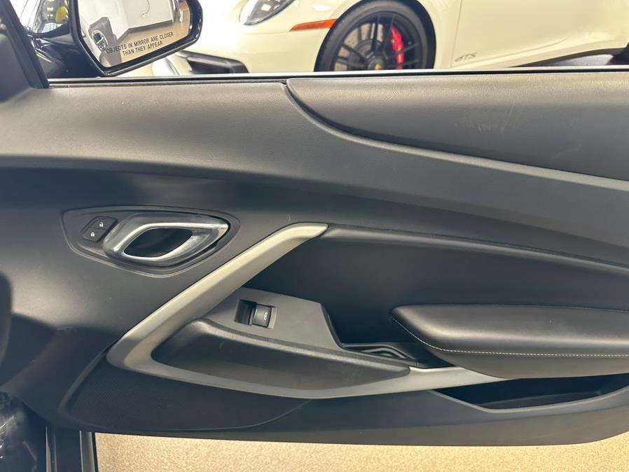 2017 Chevrolet Camaro 2dr Conv 1SS photo