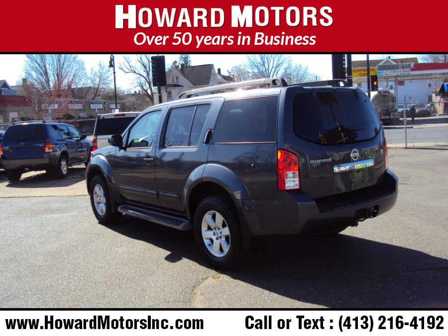 2010 Nissan Pathfinder S photo