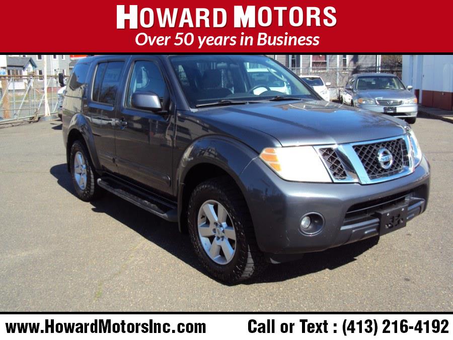2010 Nissan Pathfinder S photo