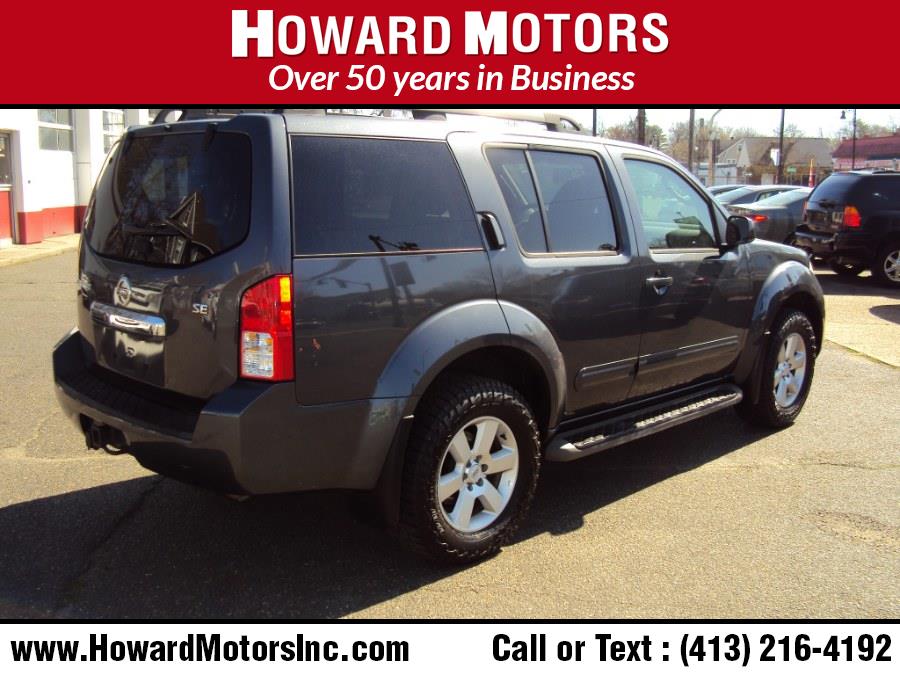 2010 Nissan Pathfinder S photo