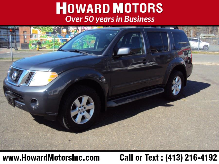 2010 Nissan Pathfinder S photo