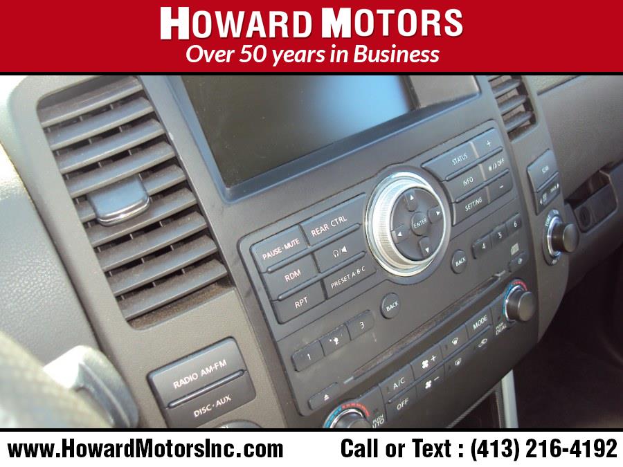 2010 Nissan Pathfinder S photo