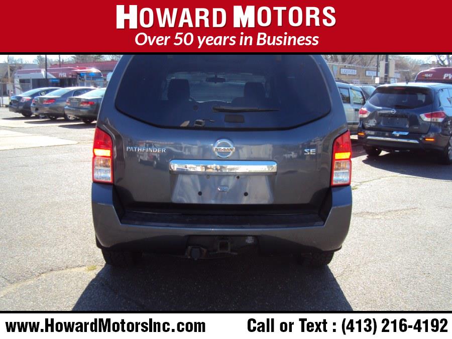 2010 Nissan Pathfinder S photo