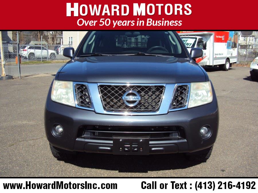 2010 Nissan Pathfinder S photo