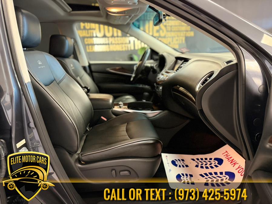 2013 Infiniti JX35 photo