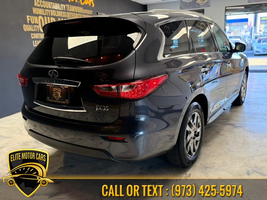 2013 Infiniti JX35 photo