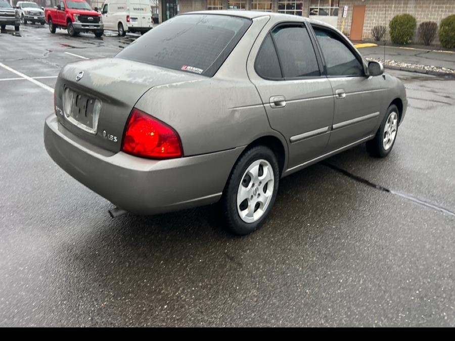 2004 Nissan Sentra 1.8 photo