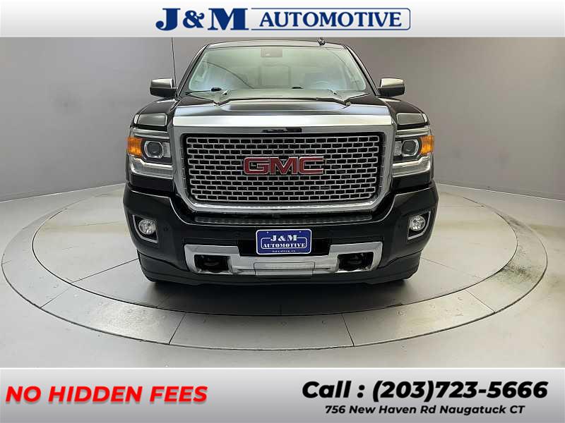 2016 GMC Sierra 2500HD Denali photo
