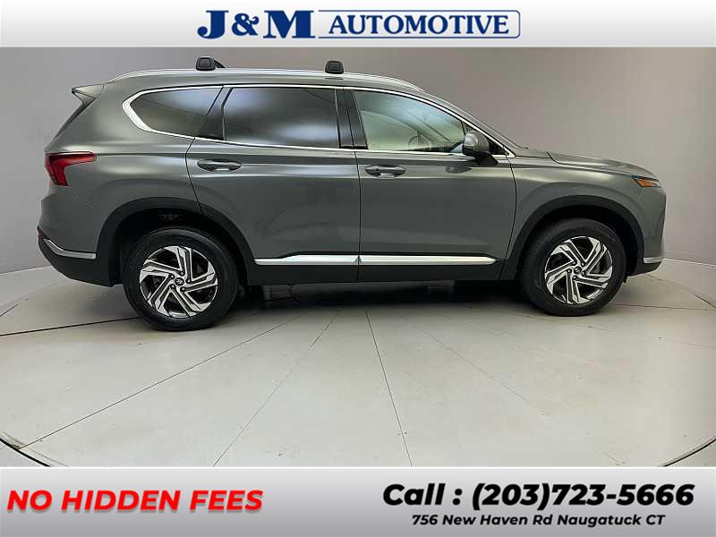 2022 Hyundai Santa Fe SEL photo