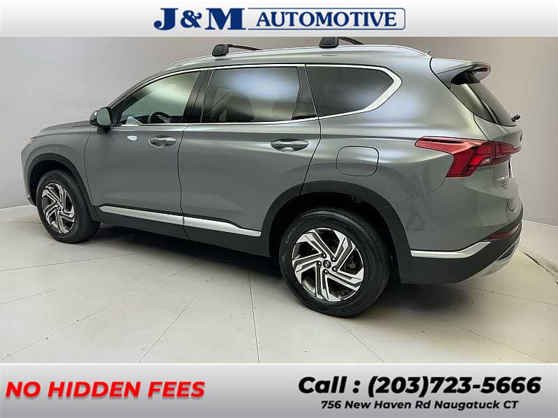 2022 Hyundai Santa Fe SEL photo