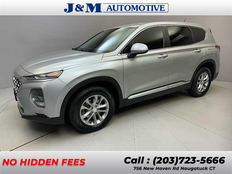 2020 Hyundai Santa Fe SE photo
