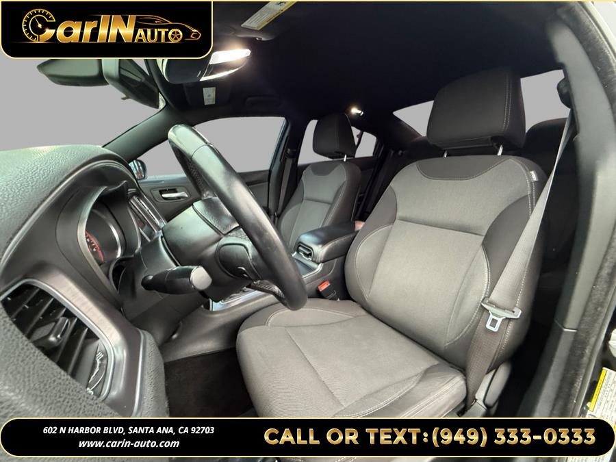 2015 Dodge Charger 4dr Sdn SE RWD photo