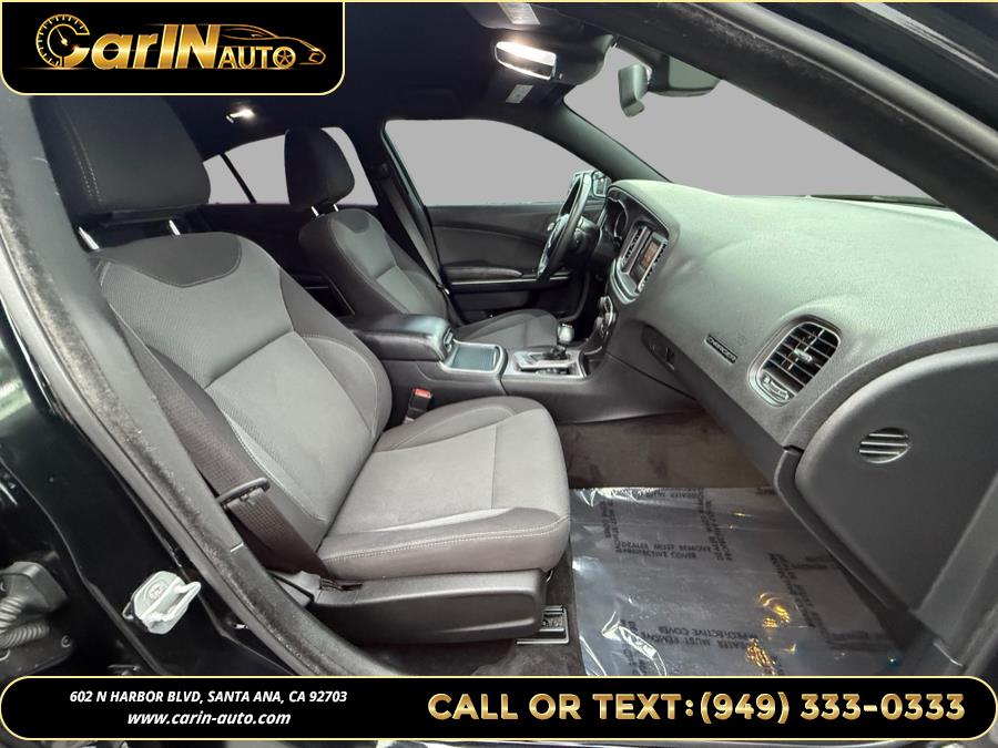 2015 Dodge Charger 4dr Sdn SE RWD photo