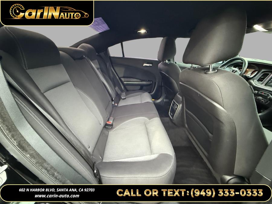 2015 Dodge Charger 4dr Sdn SE RWD photo
