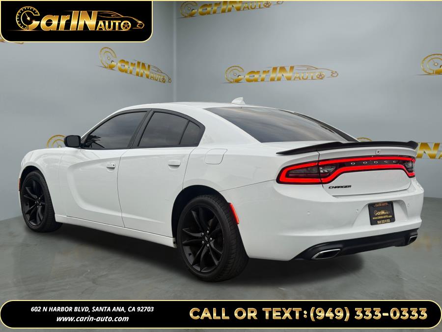2018 Dodge Charger SXT Plus RWD photo